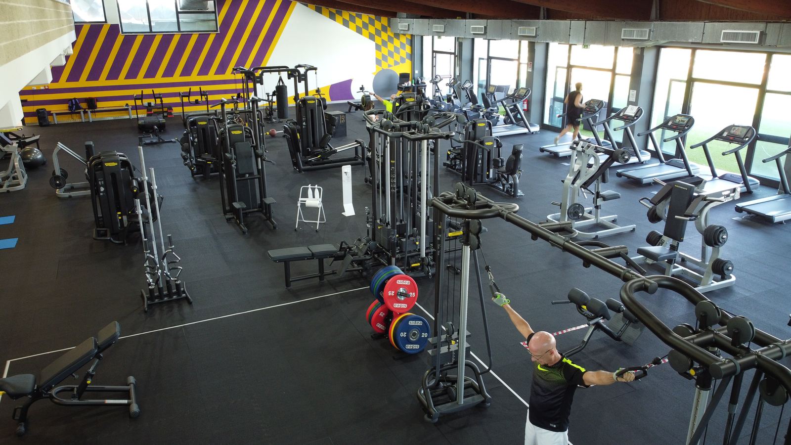 Sala Pesi FreeTime Sporting Center